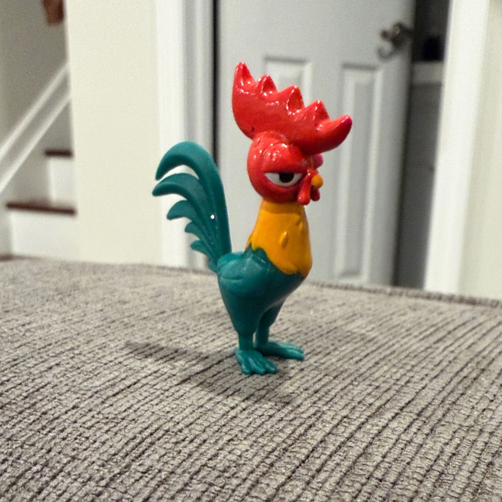 Disney Moana Hei Hei Figure       toy toys action figures kids boys girls